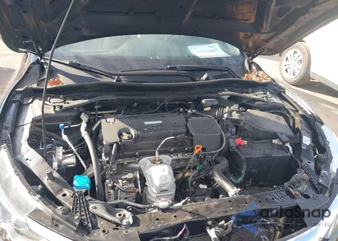 2017 Honda Accord Ex-L z USA, uszkodzony, nr VIN 1HGCR2F88HA101841